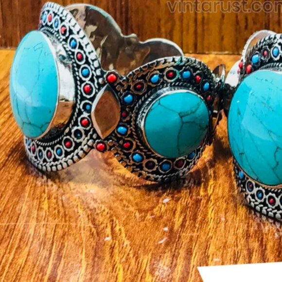 Single Handmade Kuchi Cuff Bracelet: Afghan Tribal Jewelry - Picture 5 of 7